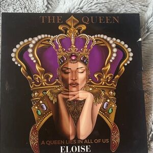 Eloise The Queen Eyeshadow Palette - Majestic Purple and Gold